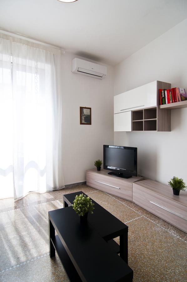 Villa Aquari Cozy Apartment Rome Exterior photo